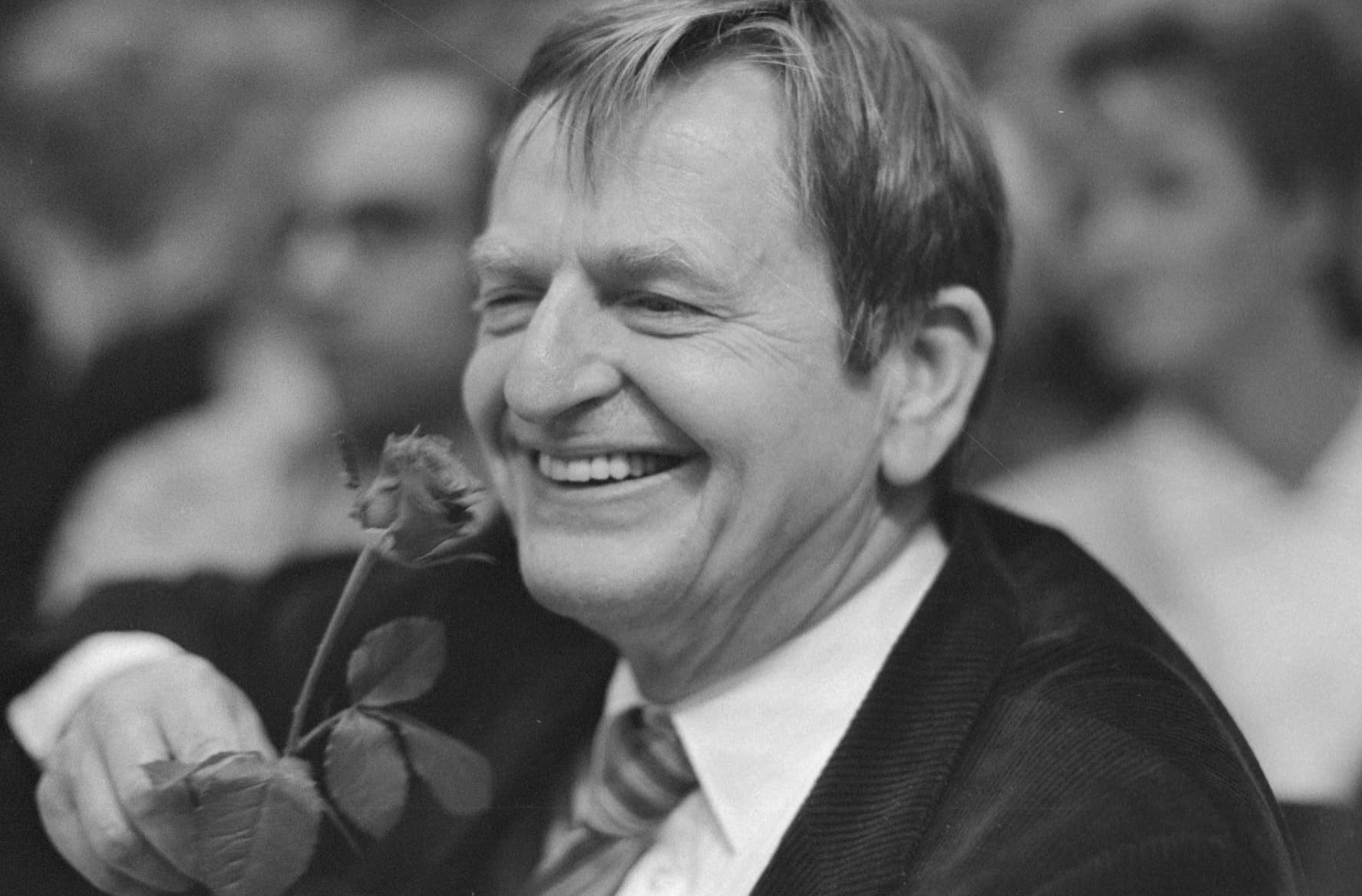 “Swedish Prime Minister Olof Palme (that celebrity enough). Gunned down in 1986 on his way home from the cinema. Case still unsolved. I have thought and read way too much about that one. The investigation was a massive cluster***k.”  eBaum’s World Editor’s Note: In 2020, Swedish prosecutors said that graphic designer Stig Engstrom — also known as "Skandia Man" — killed Palme. There is no forensic evidence or firearms linking Engstrom to the crime. Considering the designer died by suicide in 2000, prosecutors closed the case into Palme’s death as they could not charge Engstrom. 